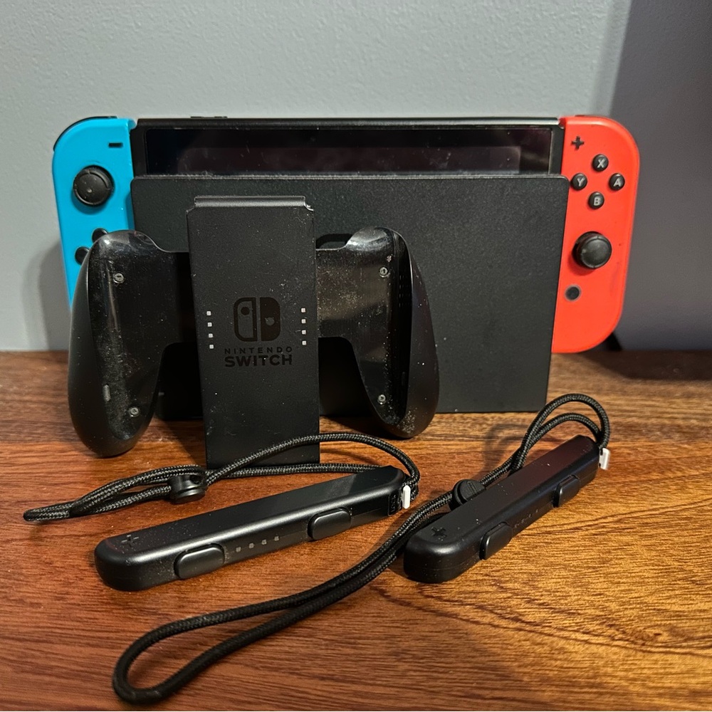 Nintendo Switch Console